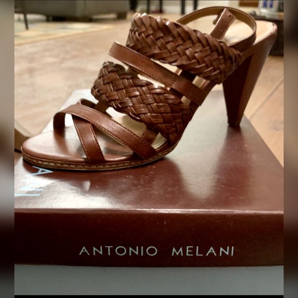 Antonio Melani Woodbury Sandal